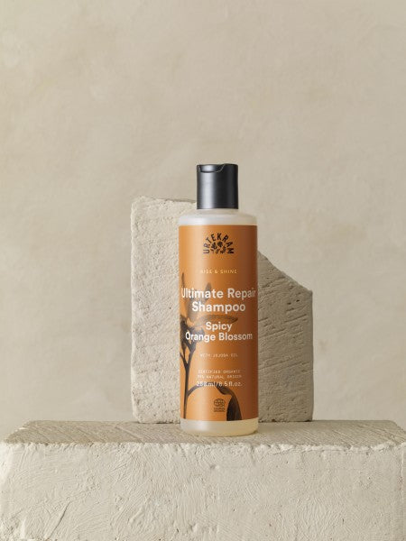 URTEKRAM Spicy Orange Blossom Ultimate Shampoo für trockenes, geschädigtes Haar